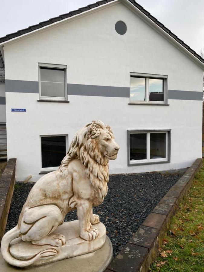 Familienfreundliche Ferienwohnung Anna Rollshausen Exterior photo